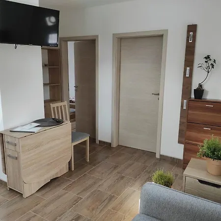 Διαμέρισμα 700 *